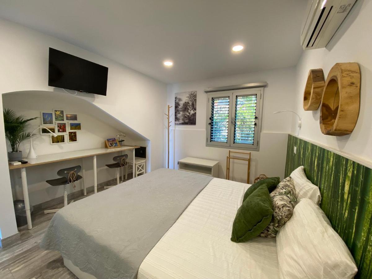 First Beachline Deluxe With Garden And Terrasse In Sun Club San Bartolomé Exterior foto