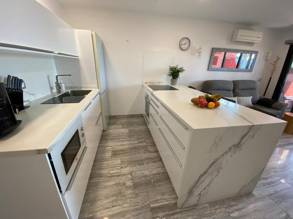 First Beachline Deluxe With Garden And Terrasse In Sun Club San Bartolomé Exterior foto