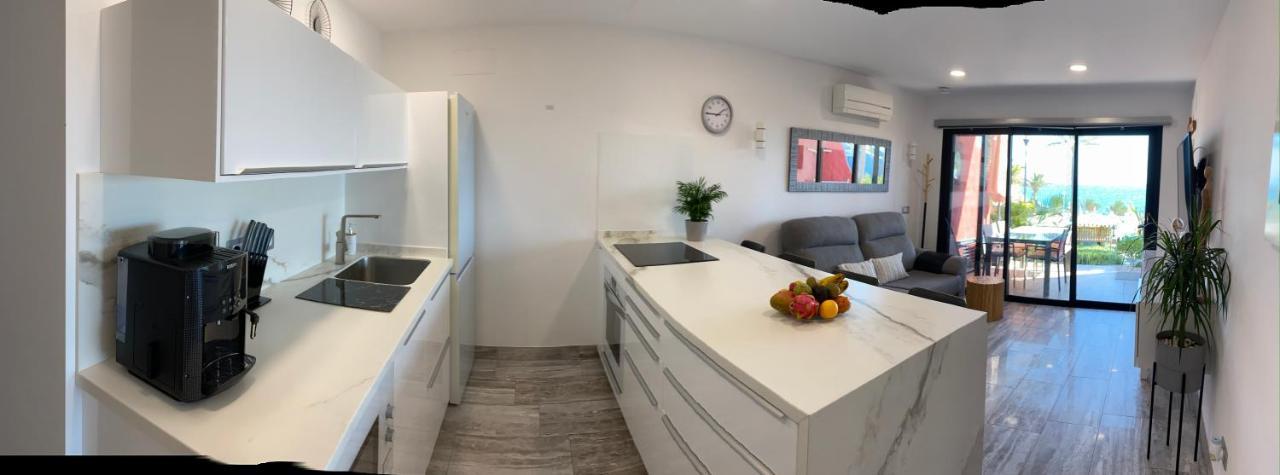 First Beachline Deluxe With Garden And Terrasse In Sun Club San Bartolomé Exterior foto