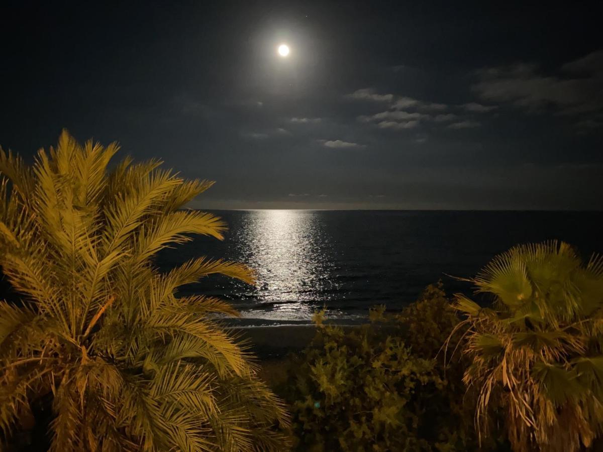 First Beachline Deluxe With Garden And Terrasse In Sun Club San Bartolomé Exterior foto
